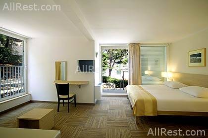 Valamar Bellevue Hotel & Residence 7